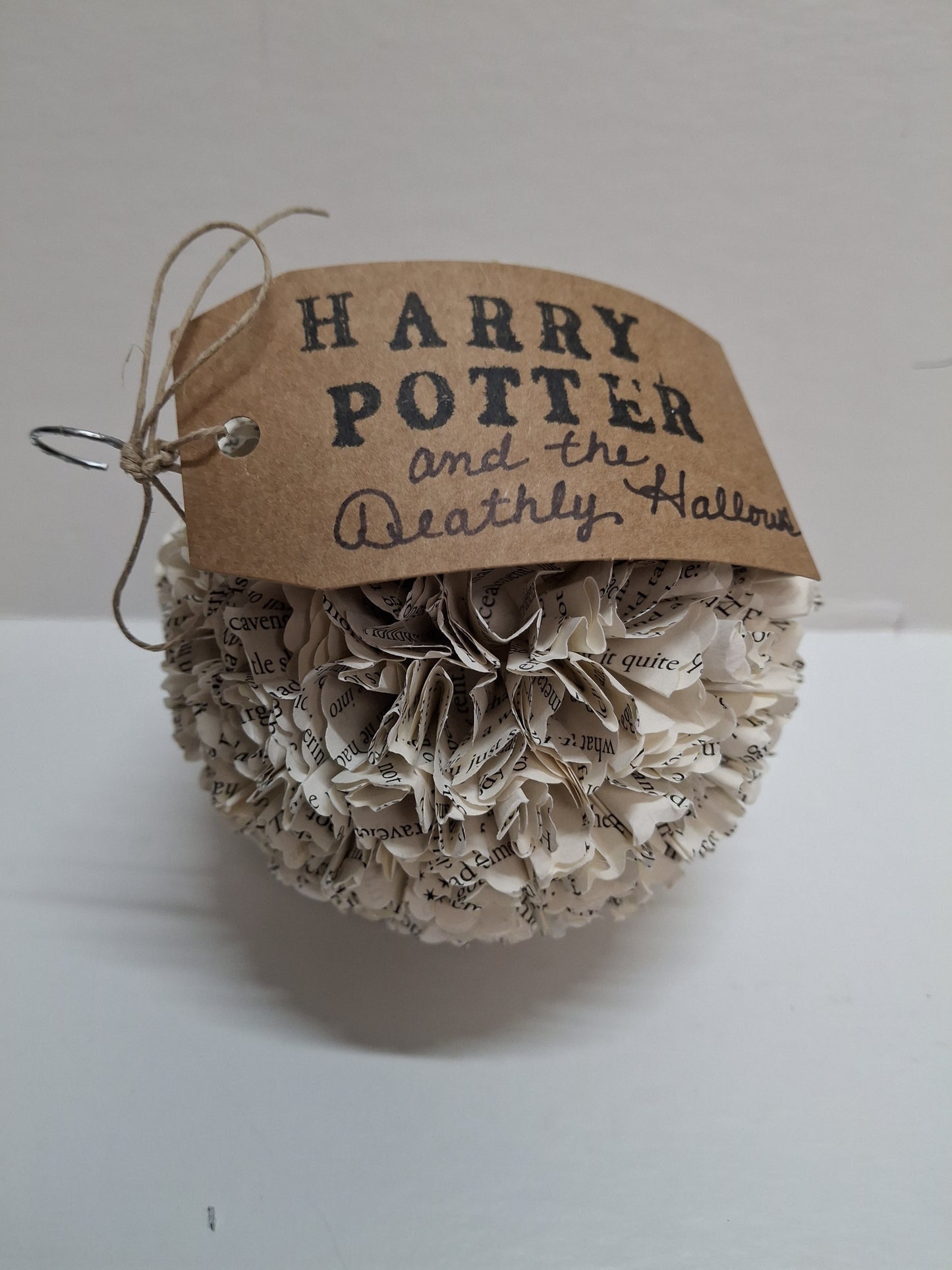 Harry Potter and the Deathly Hallows (Rowling) Book Ornament